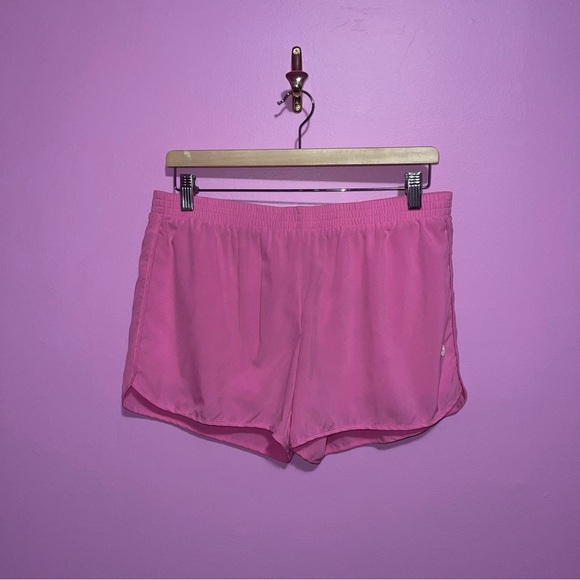 Lilly Pulitzer Shorts Women's Size Medium Havana Pink Luxletic Boca Chica 4" - Picture 5 of 9